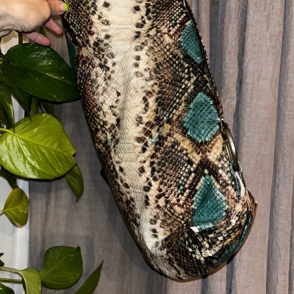 Chicos python hobo sling bag - Picture 6 of 8